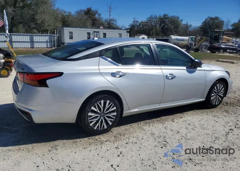 2024 Nissan Altima 2.5 Sv z USA, uszkodzony, nr VIN 1N4BL4DV3RN410133